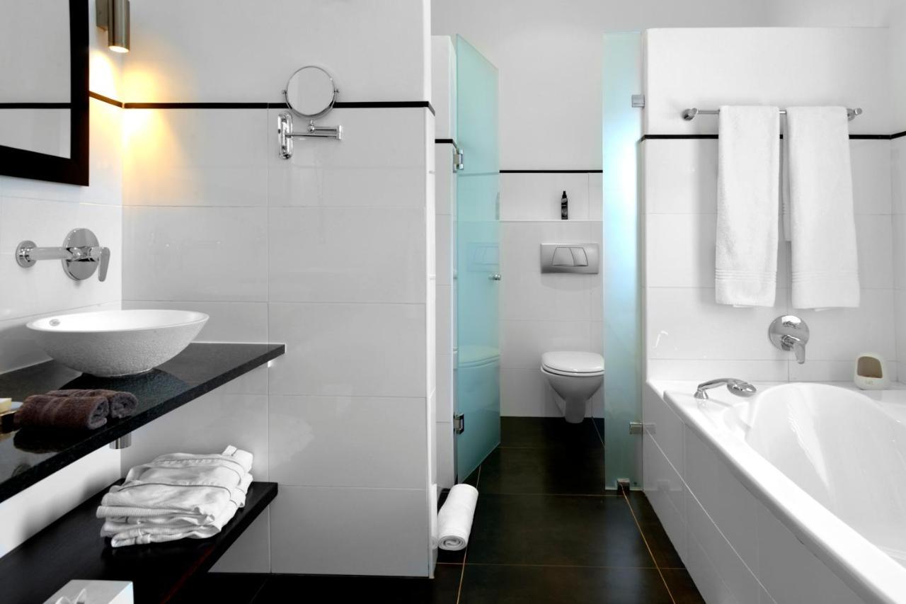 Plumwood Boutique Hotel By The Living Journey Collection Franschhoek Ngoại thất bức ảnh