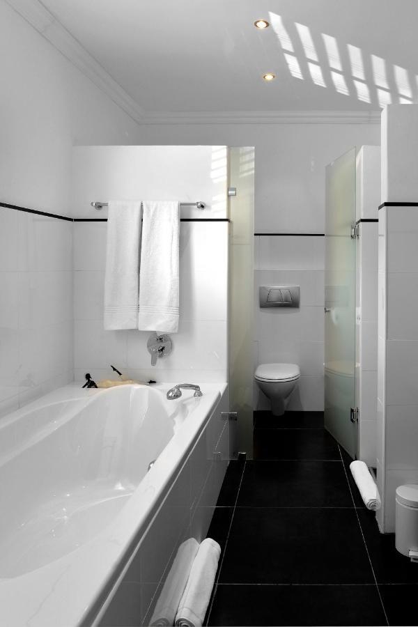 Plumwood Boutique Hotel By The Living Journey Collection Franschhoek Ngoại thất bức ảnh